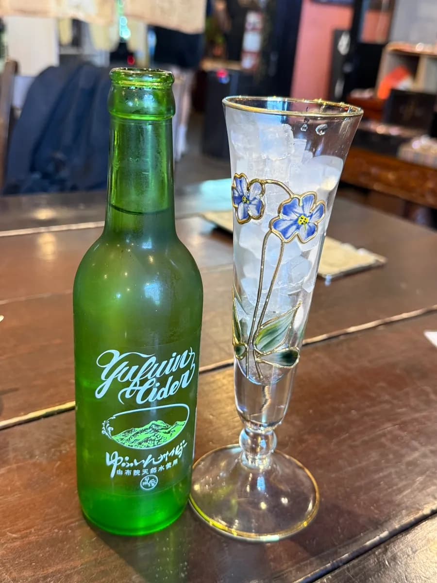 Yufuin cider served with a cup and ice