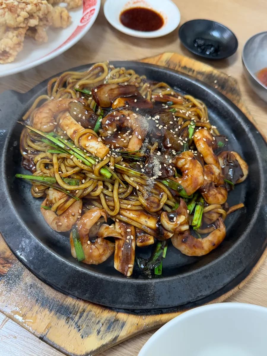 Tangsuyuk review at Yeosu Sunshimwon with sauce served separately on request