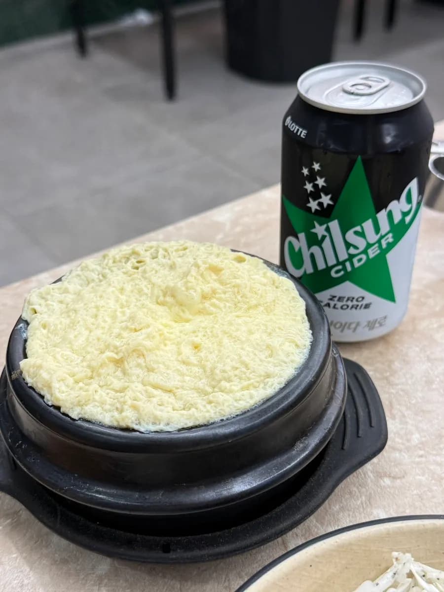 チュクミと一緒に提供されたケランチム