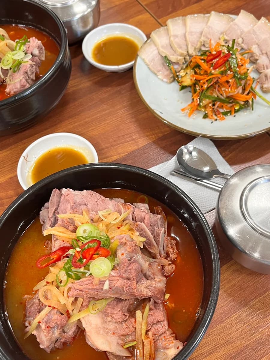 Jeju ; Yongdune Haejangguk | إفطار ومطعم haejangguk