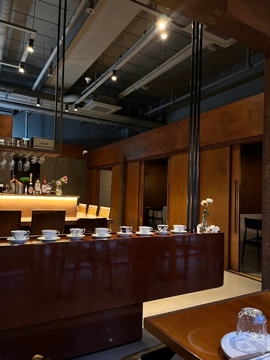 Kkongstamang Salon Prive di Anyang Hogye, restoran ruang dekat LS Tower dan Beomgye dengan pasta dan steak
