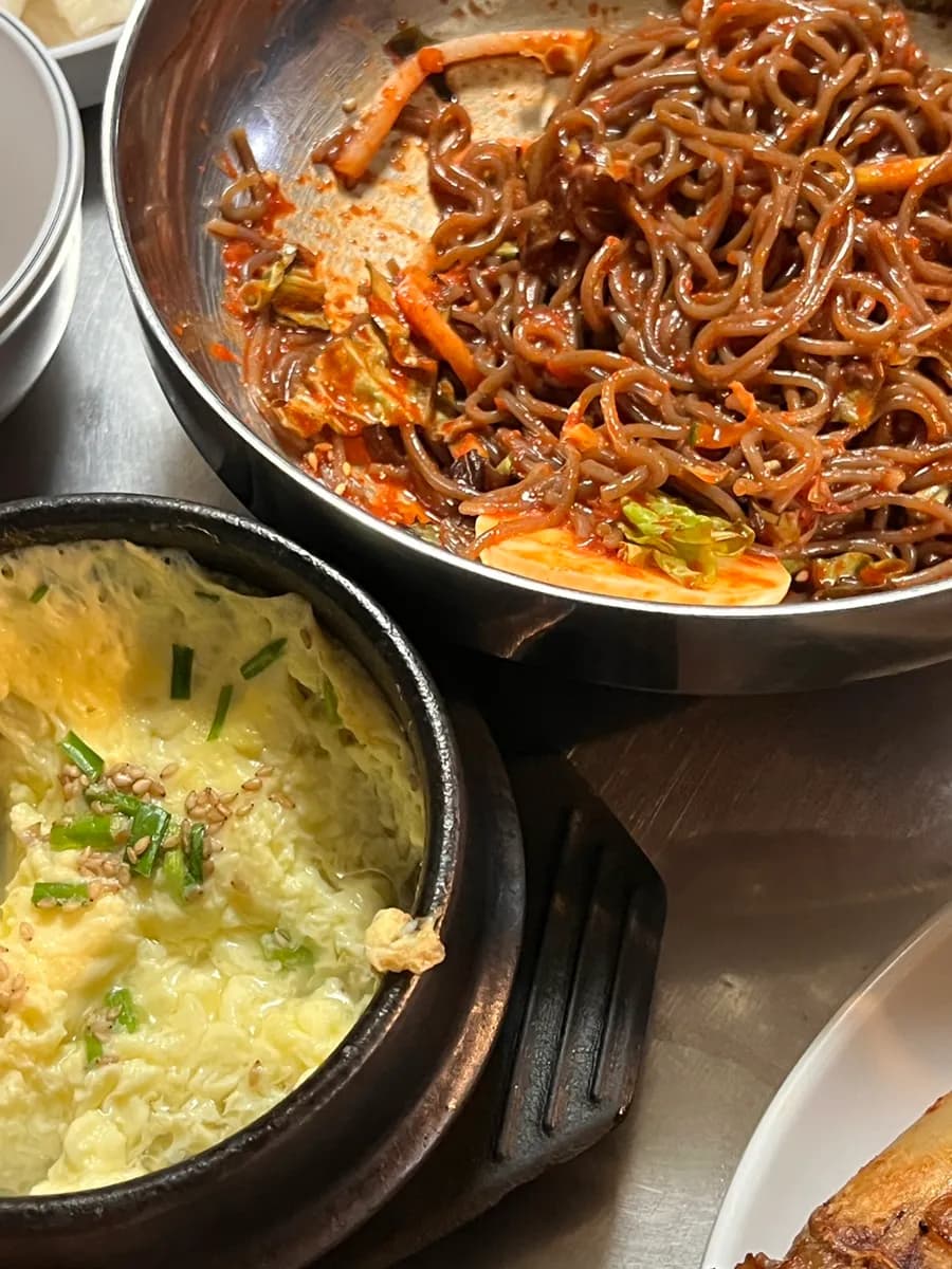 安山仙府洞的辣 jokbal 豬腳店 Okcheon Maeun Jokbal