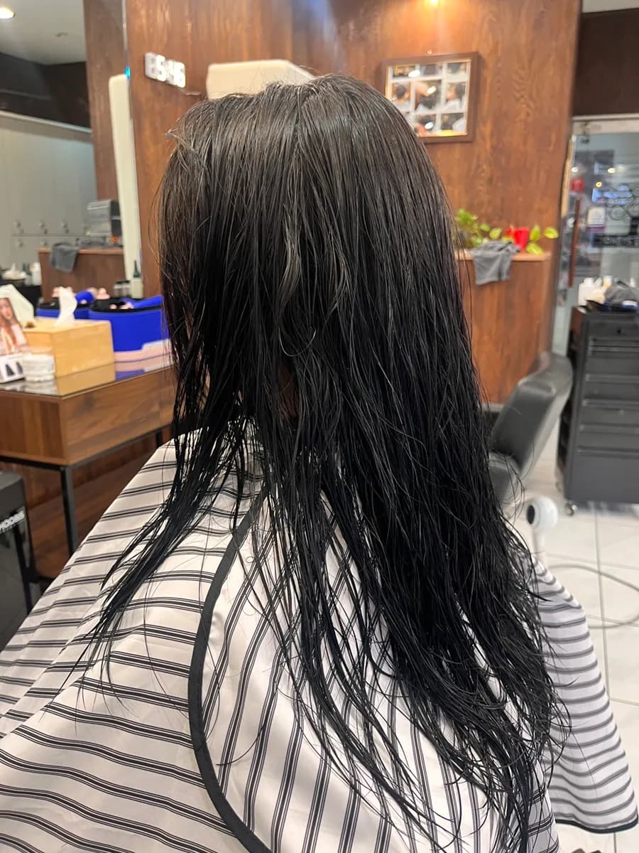 Bbokkeulle Hair Anyang Ilbeonga: review ng long hair layered cut at scalp clinic