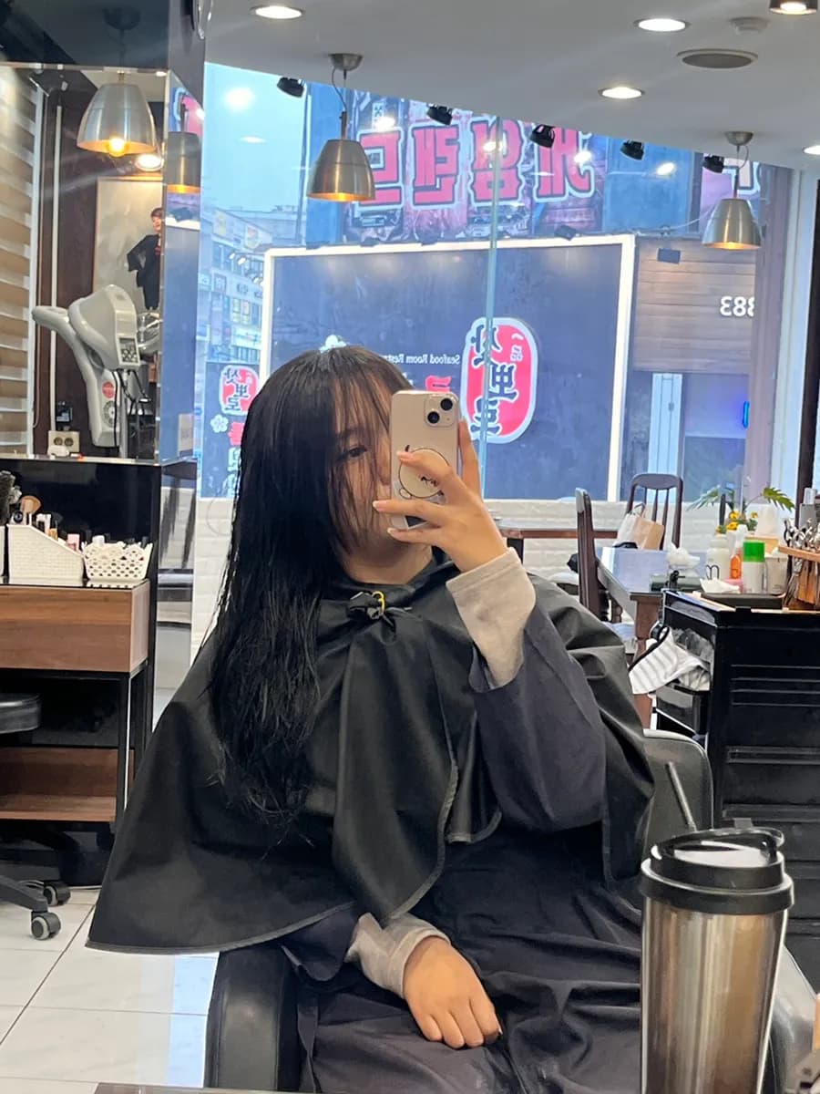 Bbokkeulle Hair Anyang Ilbeonga: review ng long hair layered cut at scalp clinic