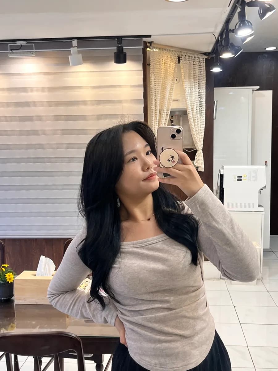 Bbokkeulle Hair Anyang Ilbeonga: review ng long hair layered cut at scalp clinic