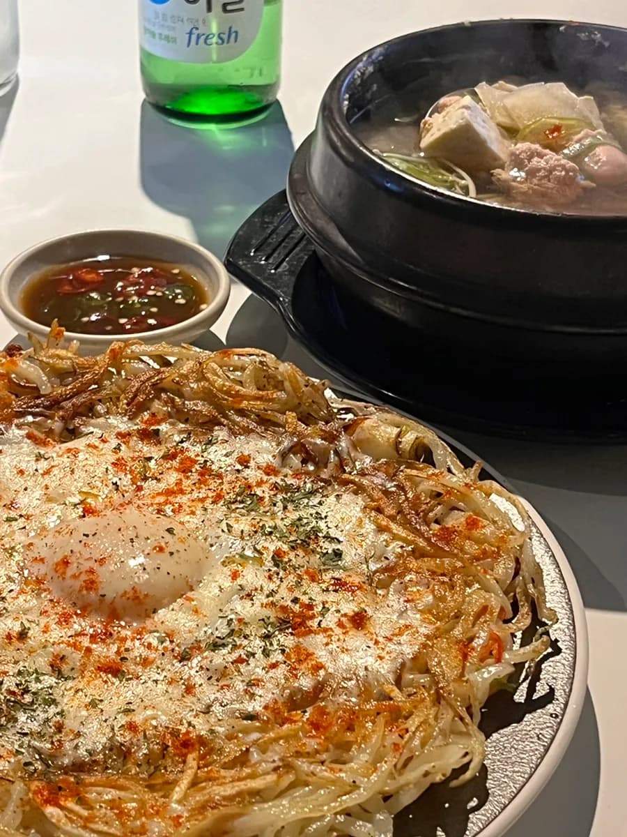 Anyang Bangye; Arariyong | Korean Fusion, viele Anju und Drinks / grosszugig und top Service