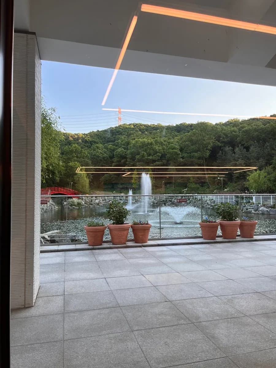 Casa Fore en Yongin Jajaknamu Forest con vista al lago / reserva obligatoria, descuento en pizza y recomendaciones de menú