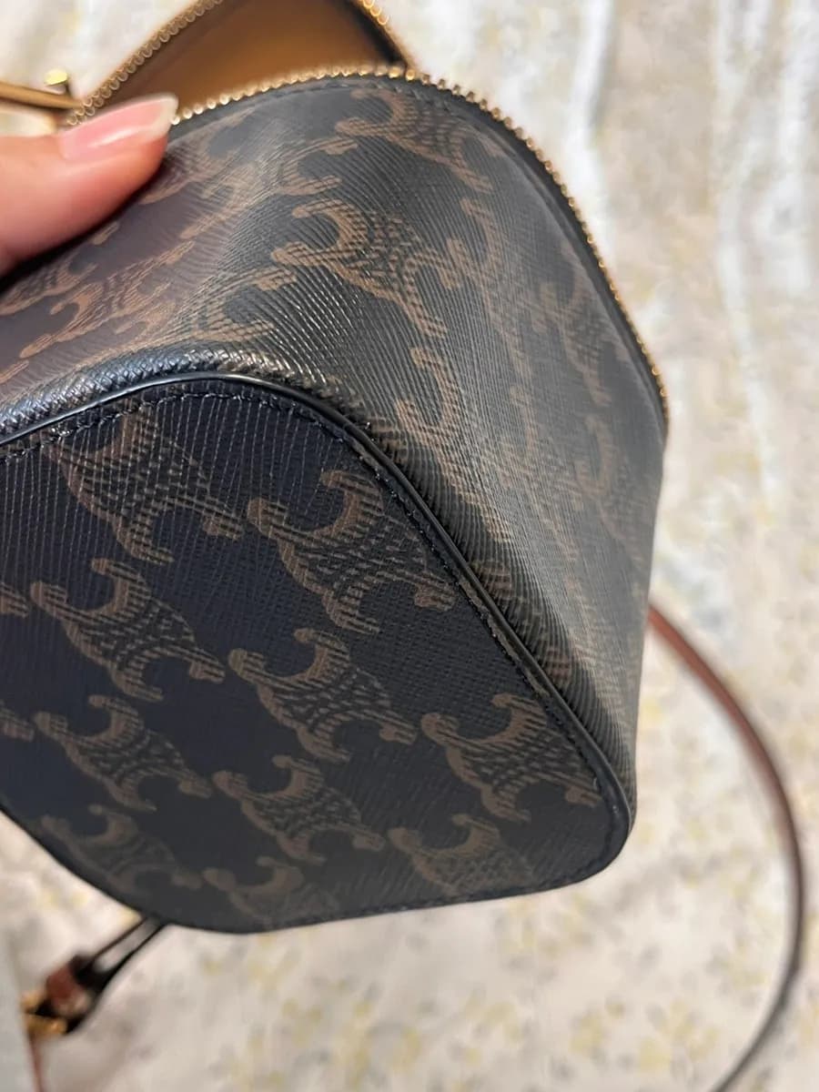 Review AS kerusakan lapisan tepi Celine (biaya perbaikan berbayar, perbaikan darurat) tepi Vanity terkelupas