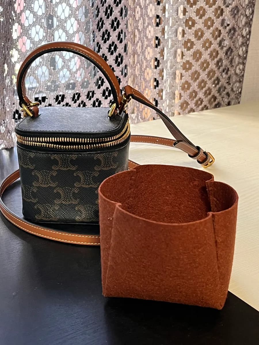 صنع inner bag لحقيبة CELINE Celine، pattern للـ inner bag، نصائح الصنع، مراجعة DIY للـ inner bag