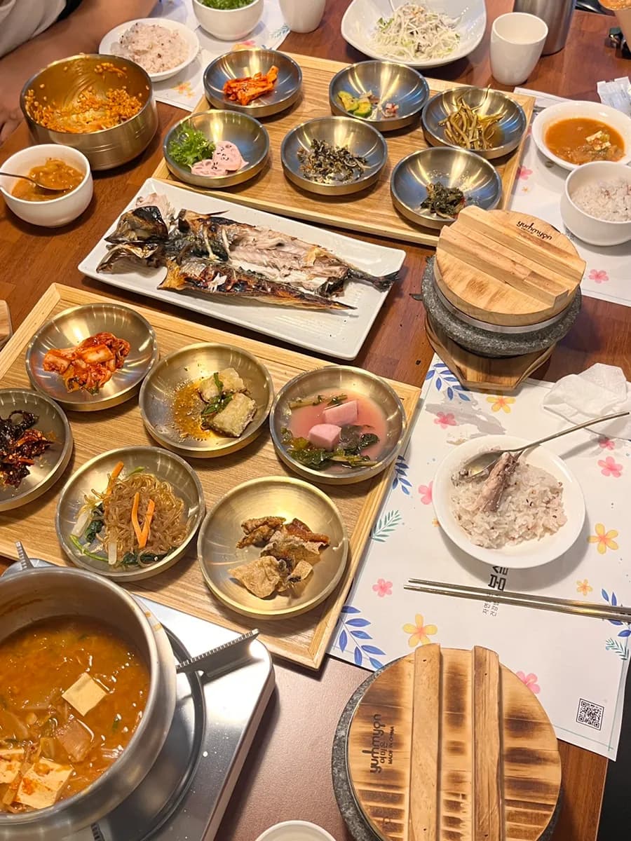 Bomseol Uiwang Korean table review body image 12