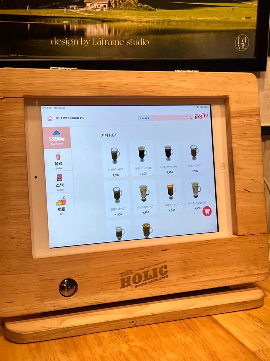 The Holic Board Cafe Ansan Jungang Station review with unlimited plan and student discount