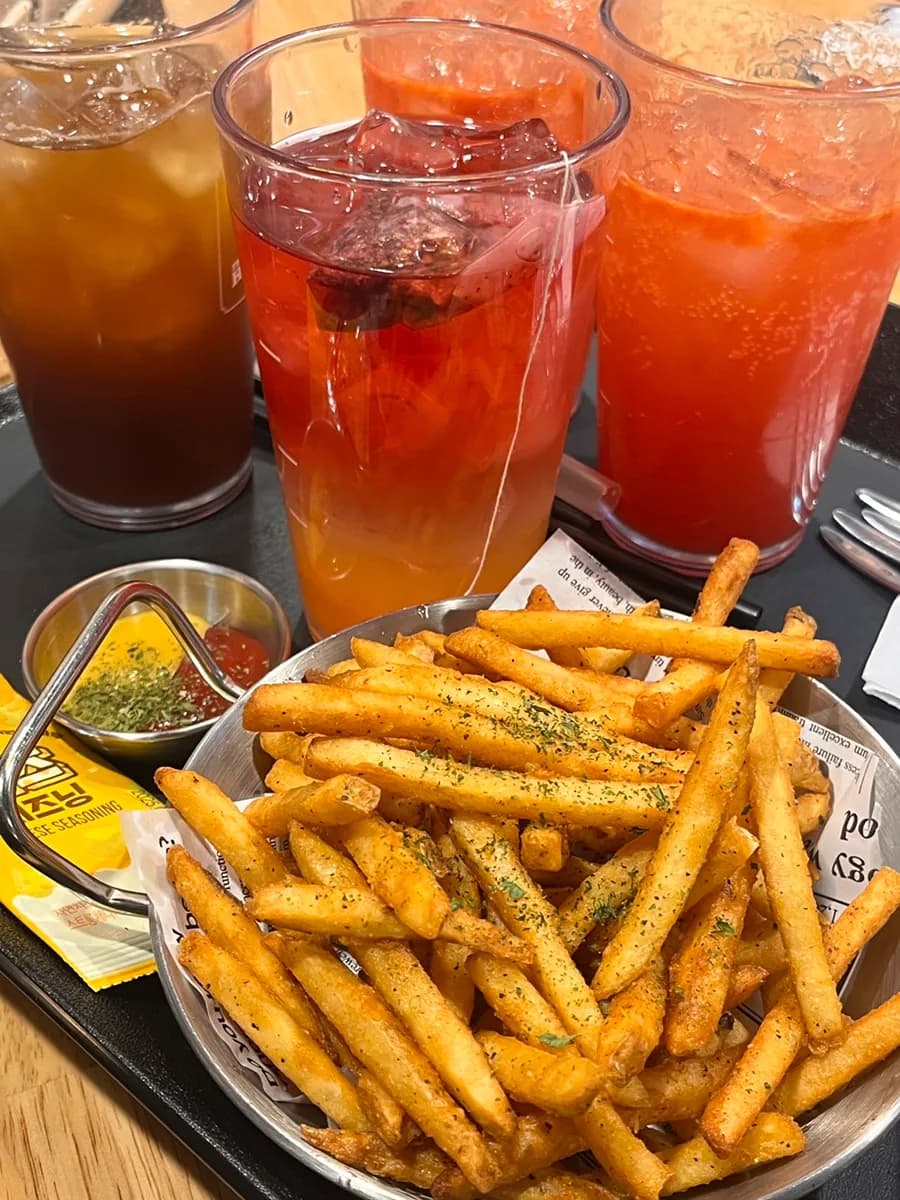 The Holic Board Cafe Ansan Jungang Station review with unlimited plan and student discount