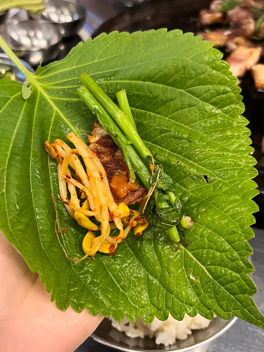 안양삼겹살맛집 동두천솥뚜껑삼겹살 미나리삼겹에 불쇼까지!