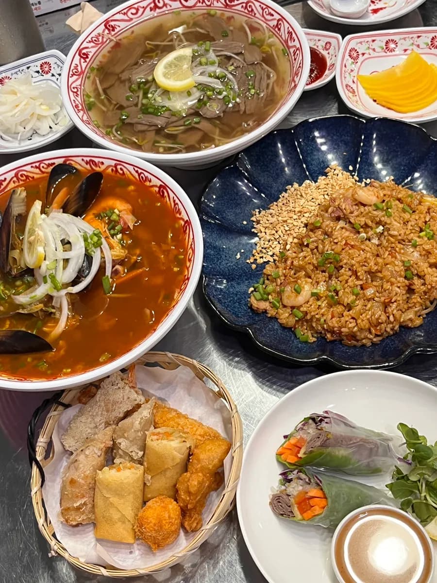 平村 Pho Witch 越南餐廳評價,含 pho 與 Pad Thai