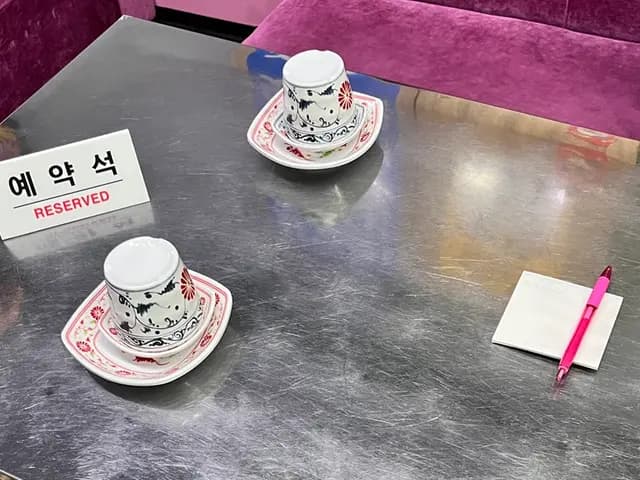 平村 Pho Witch 越南餐廳評價，含 pho 與 Pad Thai