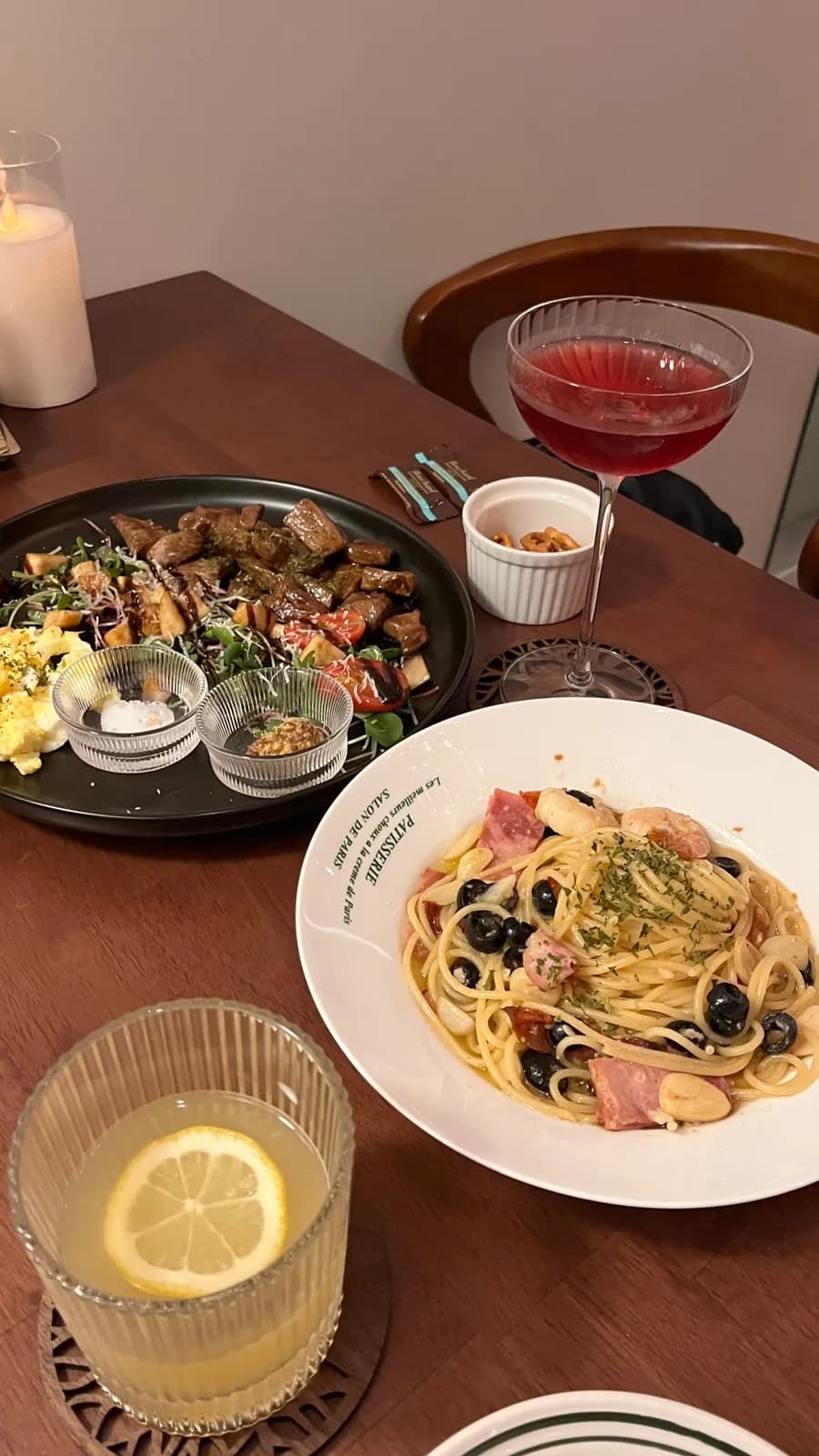 Neue Cocktailbar Apiro an der Sanbon Station mit vielen Drinks