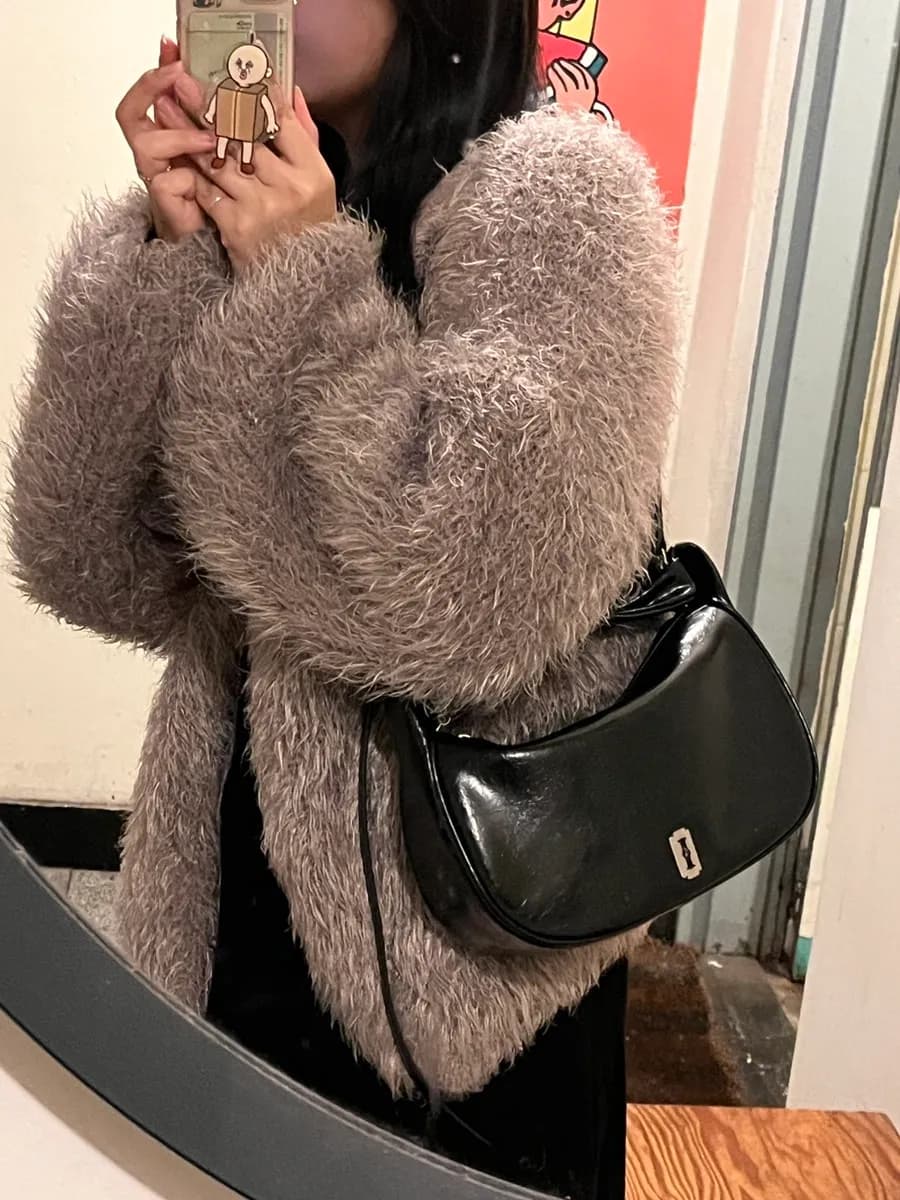 صور حمل ومراجعة Vunque Halfmoon Coconut Mini Tote