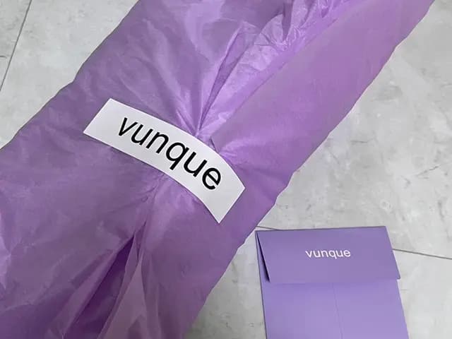 صور حمل ومراجعة Vunque Halfmoon Coconut Mini Tote