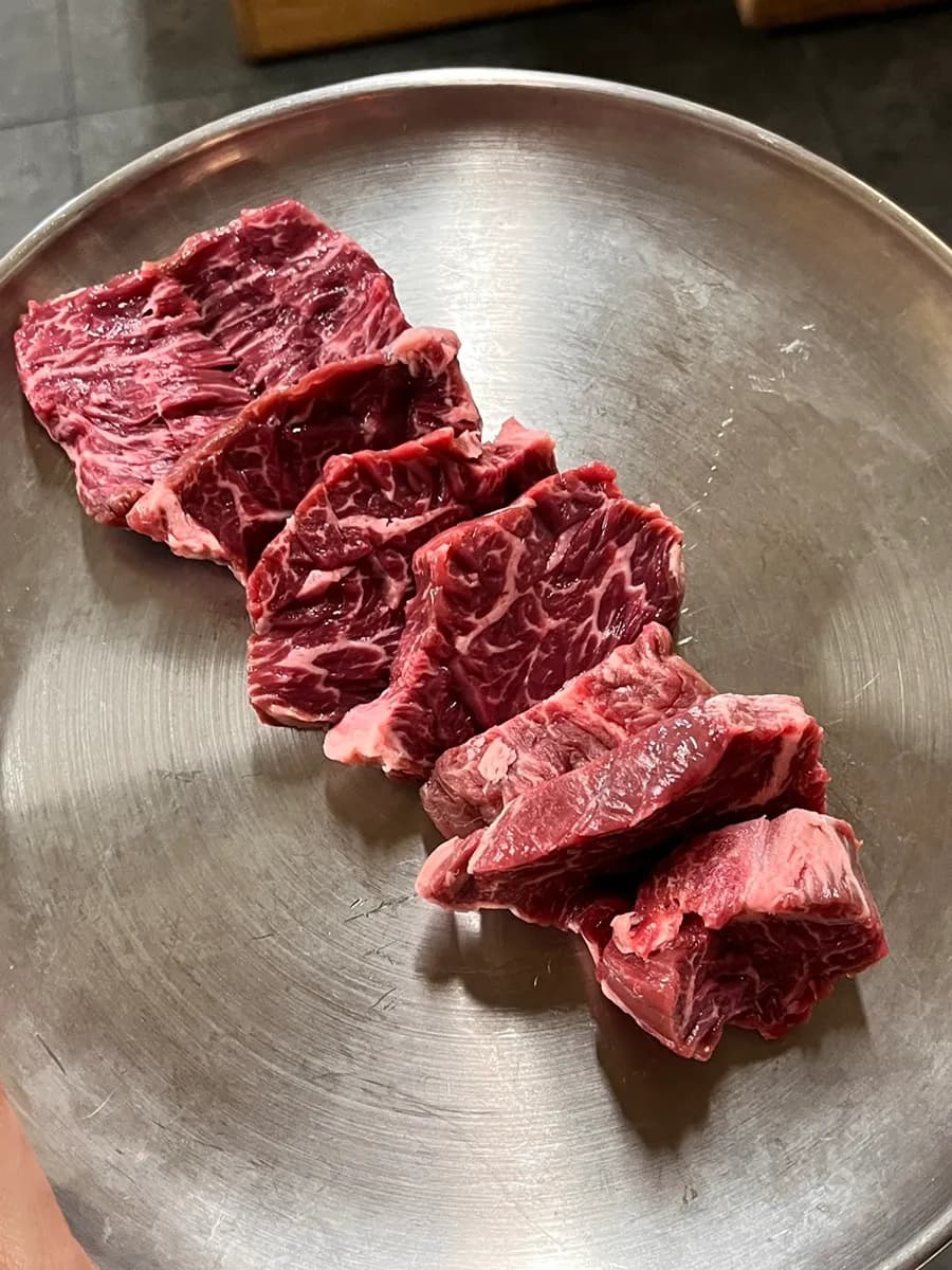Kualitas daging Black Angus di Cheonjibaek