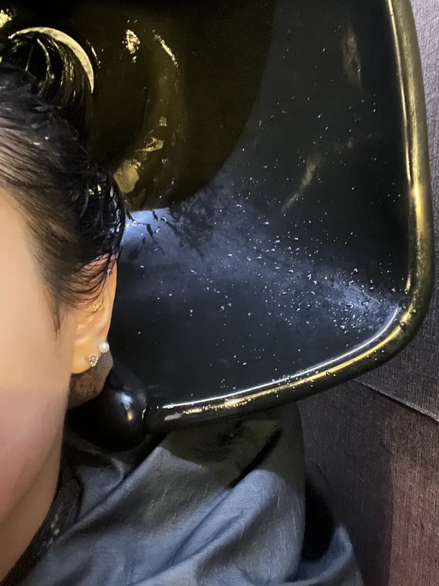 Infrared heat care during the hair clinic
