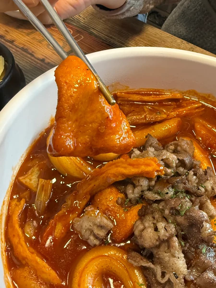 Pagsusuri ng mara tteokbokki sa Tteokseullang Sanbon Branch