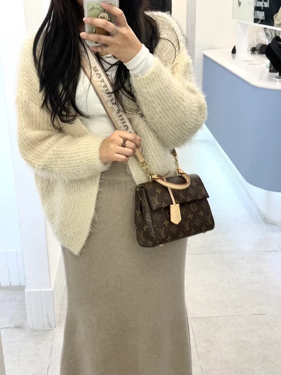 Louis Vuitton Cluny Mini styling and department store purchase review