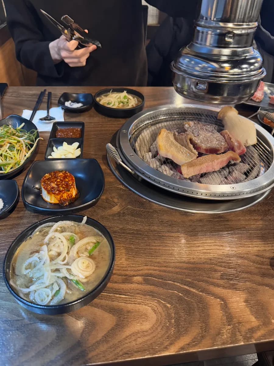 Chakhan Gogijip à Bakdal-dong, Anyang, restaurant de barbecue de porc ibérique