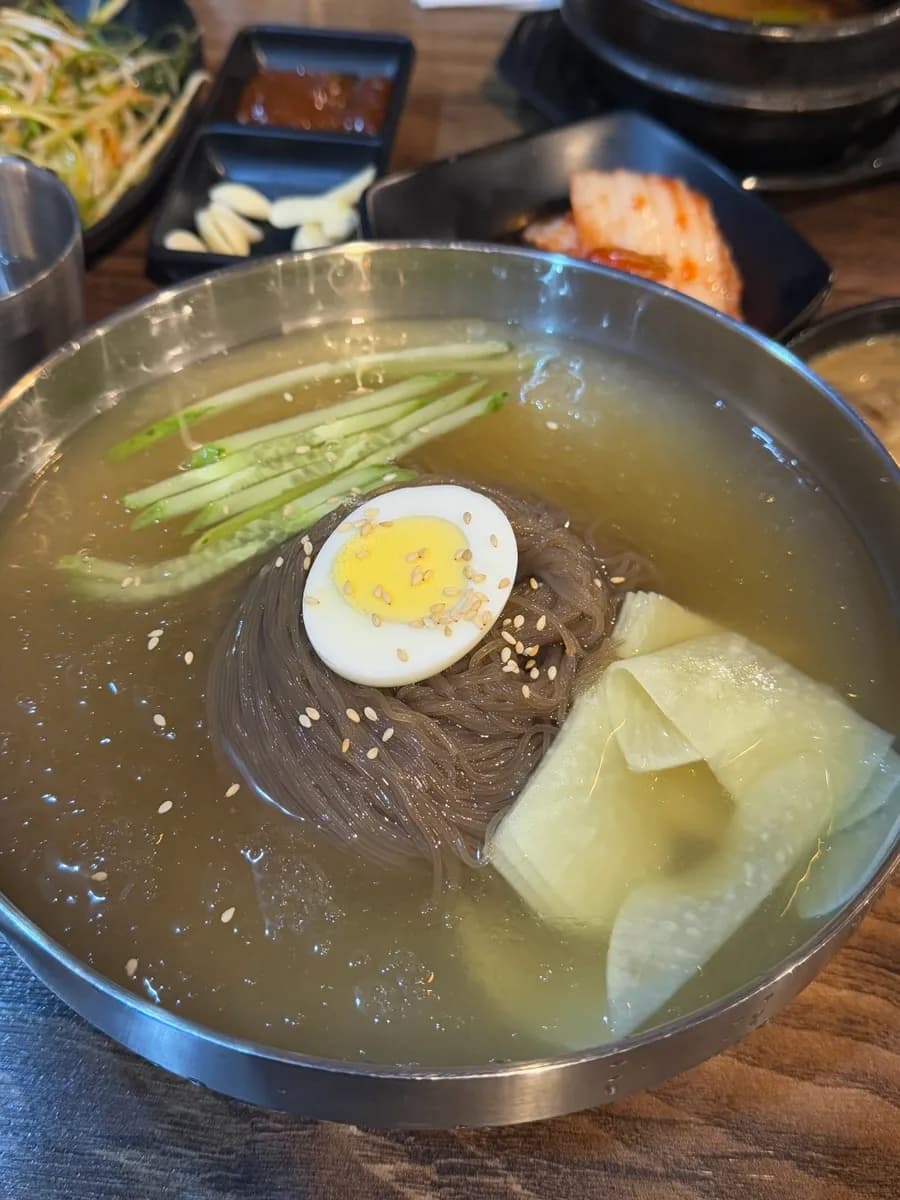 Chakhan Gogijip à Bakdal-dong, Anyang, restaurant de barbecue de porc ibérique
