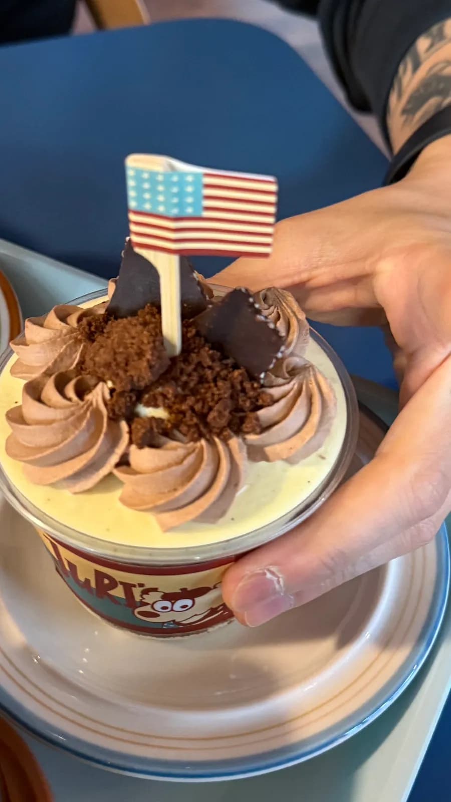いちごヨーグルトのカップケーキ