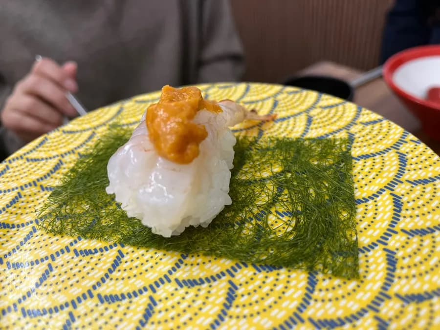 Oneul Sushi Sanbon: günstiges Förderband-Sushi am Ausgang 3 von Sanbon Station