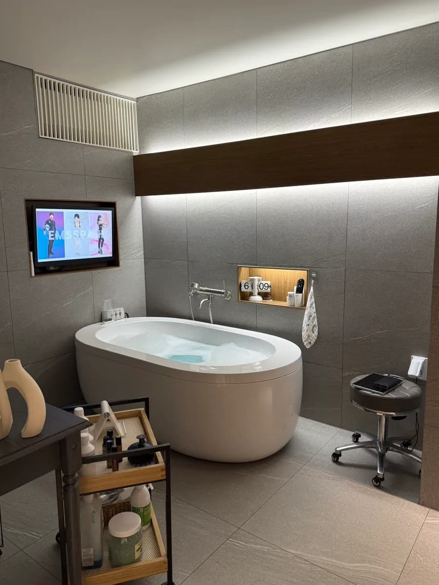 Angela Beauty Spa EMS spa và chăm sóc cơ thể ở Gwangmyeong