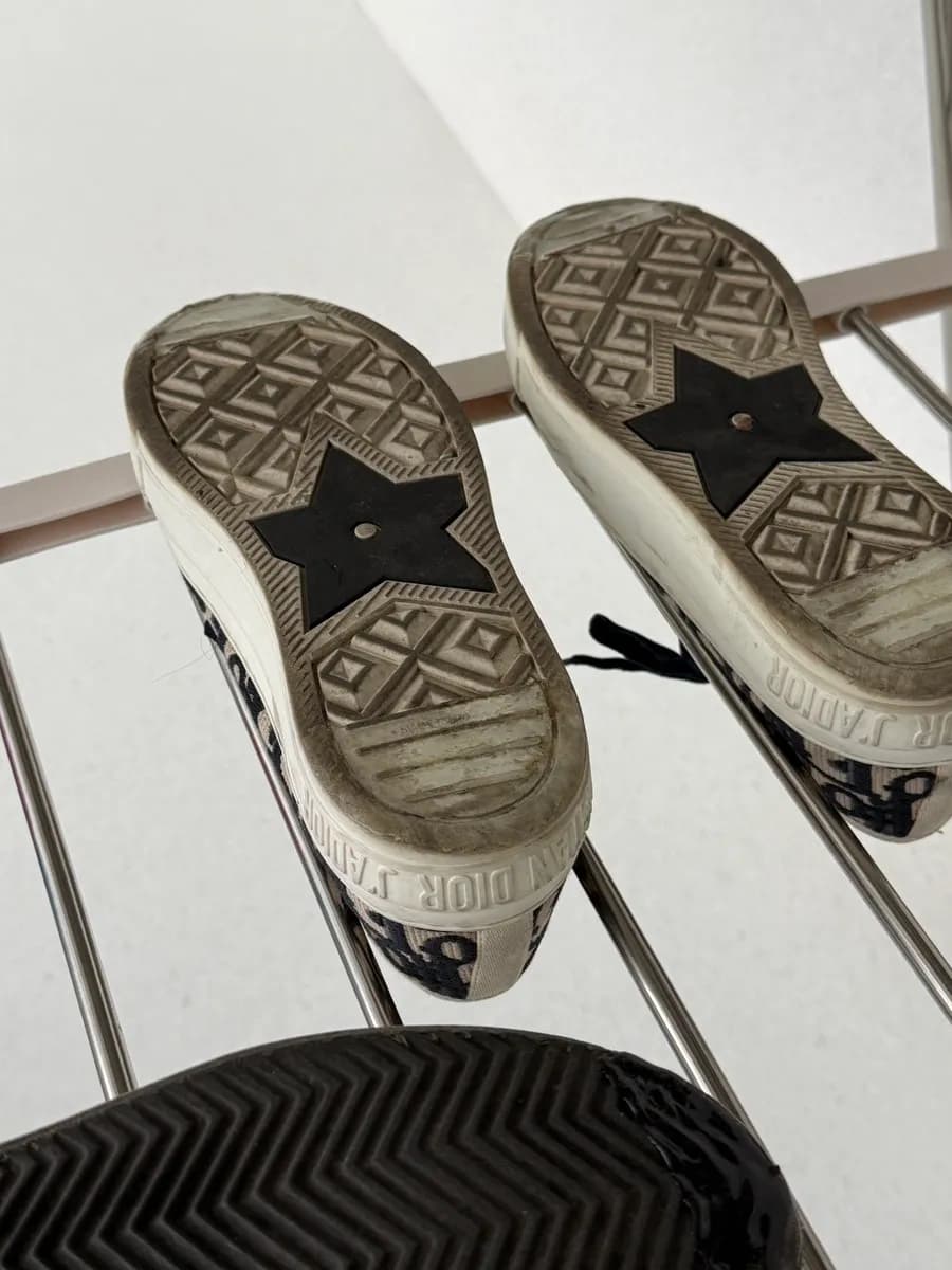 DIY Shoe Goo Sole Protection Tips for Sneakers