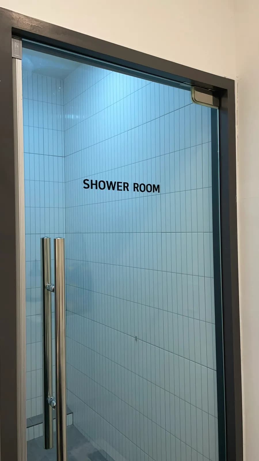 Ruang shower Rion Waxing