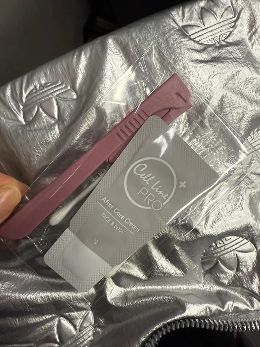 Dazle Beauty Beomgye Augenbrauen-Review in Anyang