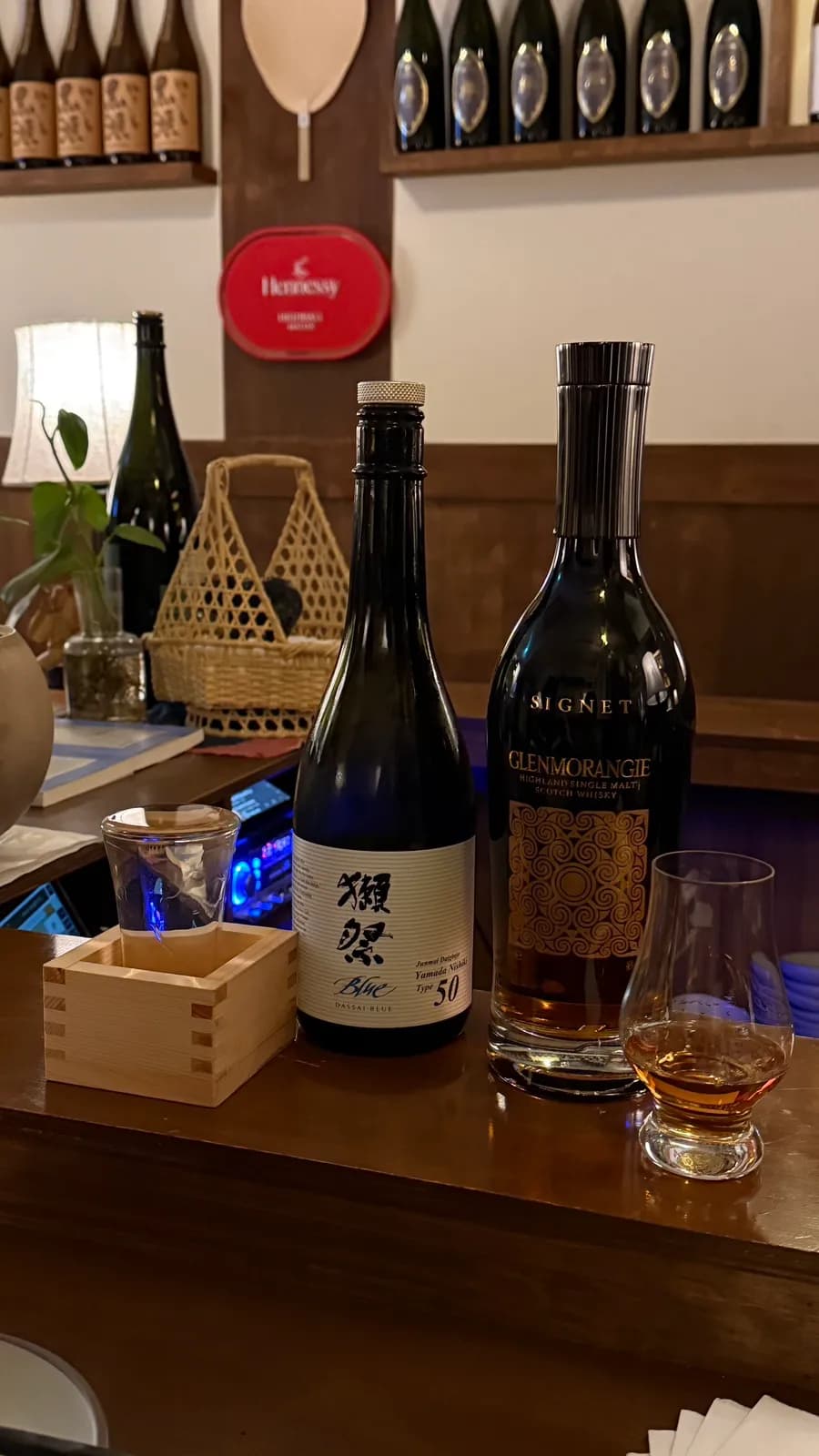 老闆推薦的 Bulcheol Dassai Blue 50 清酒