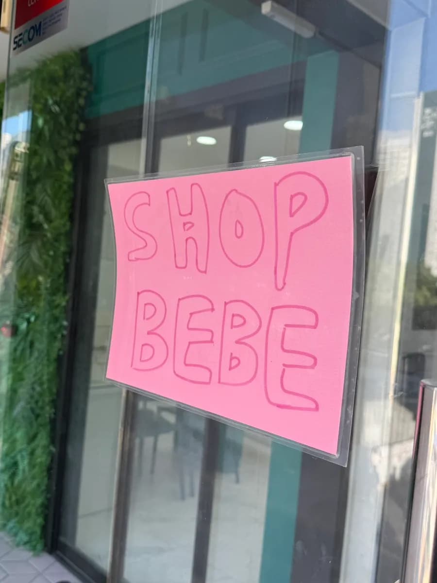 Persediaan eyelash perm di Shop Bebe, Anyang