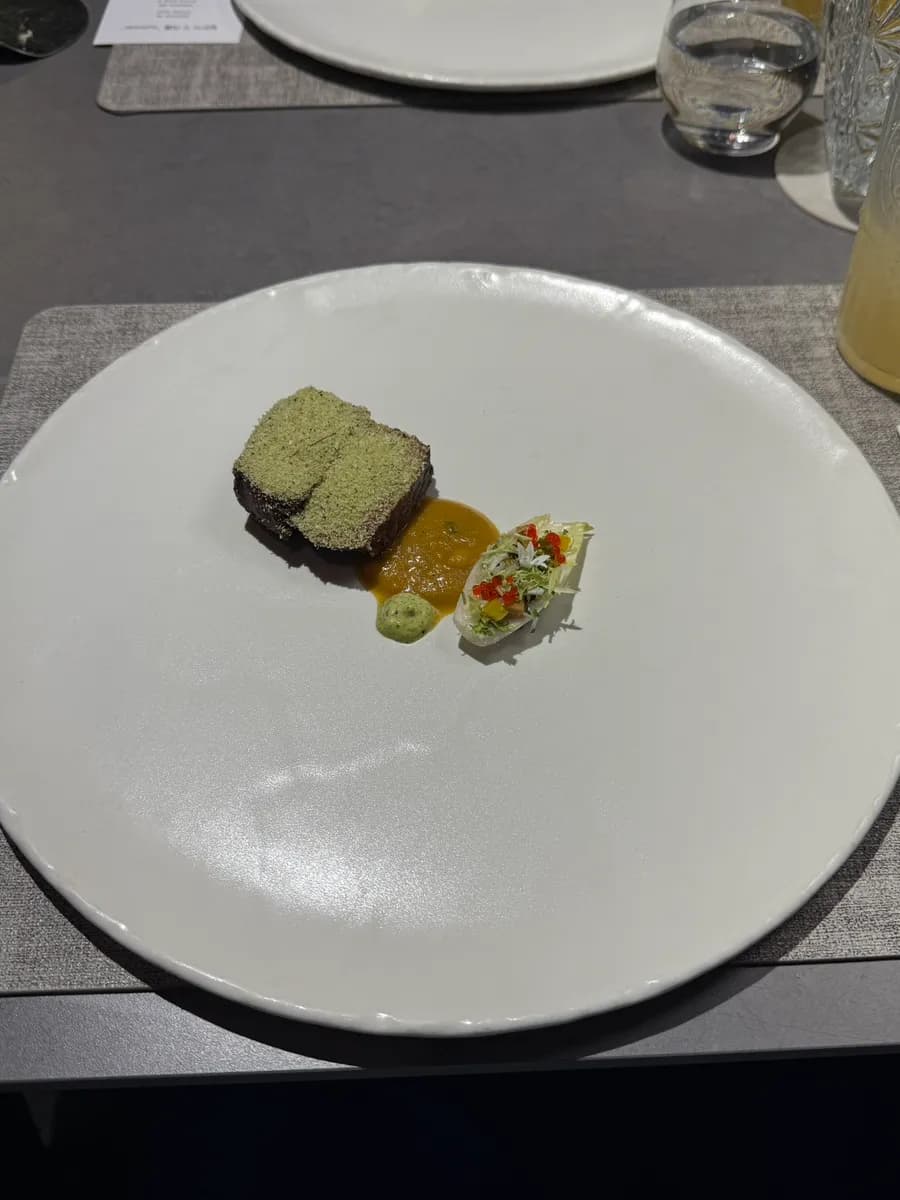 Мисо соус, kale puree-тэй Australian wagyu steak