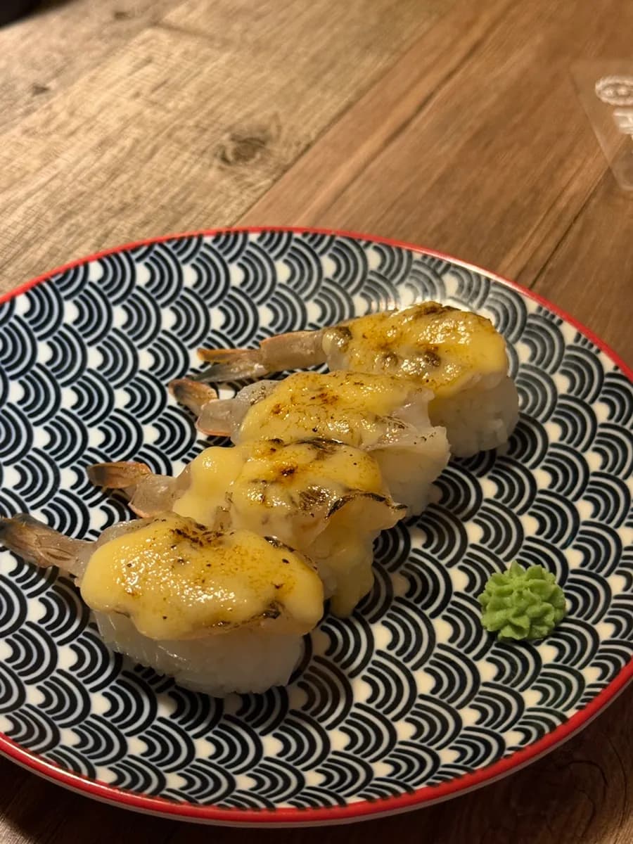 Jakuwa-ийн Naver купоноор авсан cheese garlic shrimp flame-seared sushi