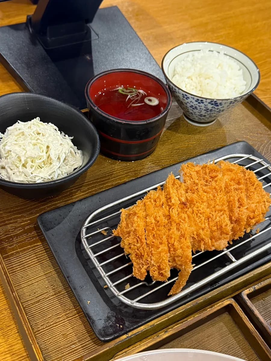 Menbuku Jemyeonso 的辣味海鲜乌冬