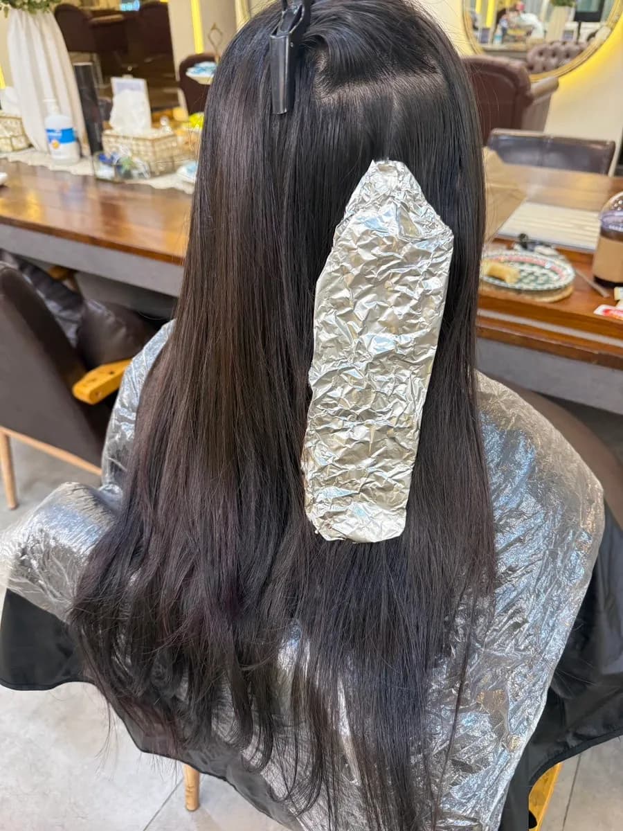 Before photo ng kumupas na dark gray na buhok bago magpakulay