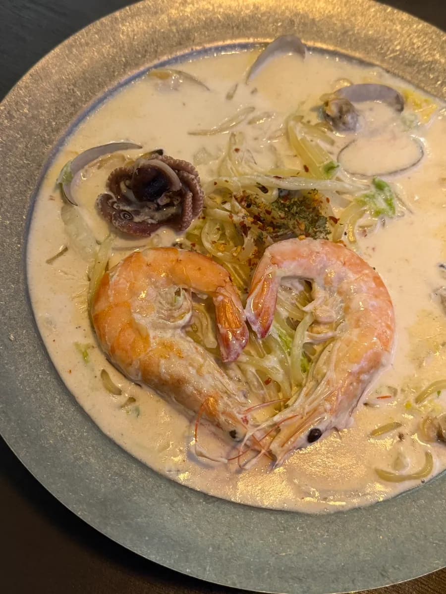 Meeresfrüchte in der Cream Jjamppong bei Seuchim in Sanbon