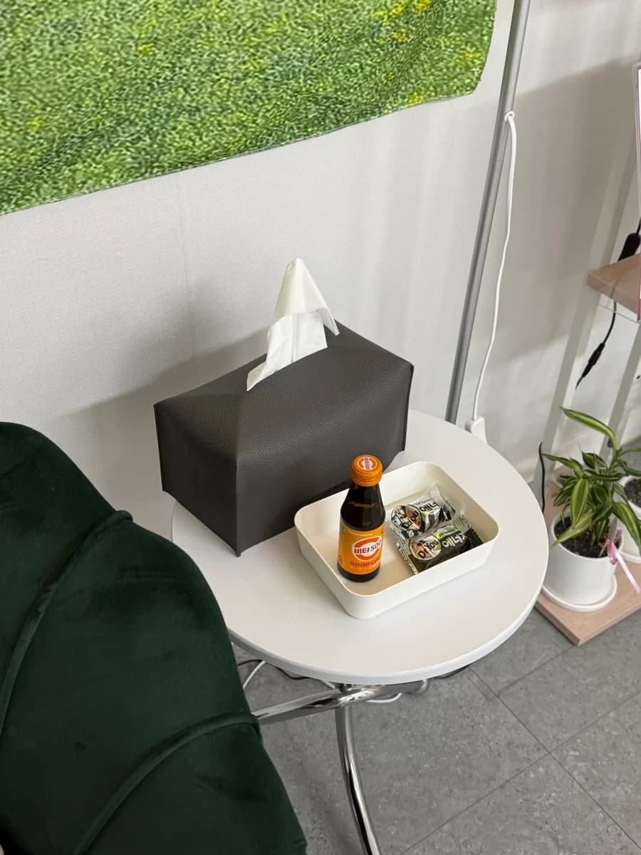Snack als Aufmerksamkeit nach der Hautpflege-Sitzung in Sanbon