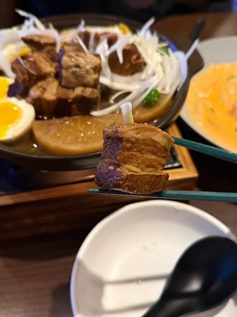 Buta no Kakuni pork belly simmered in soy sauce at Seoksudong Suljip