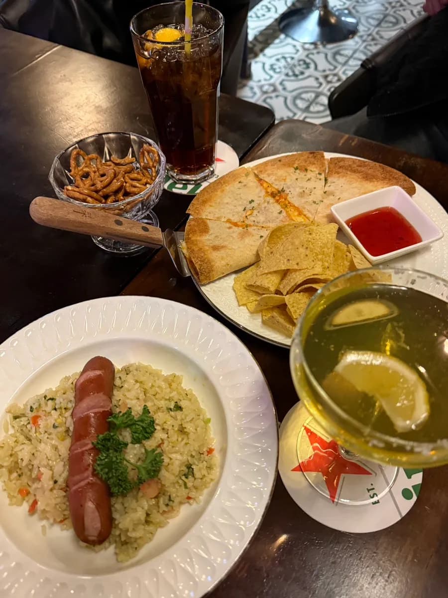 Cocktails paired with pub snacks at 1014