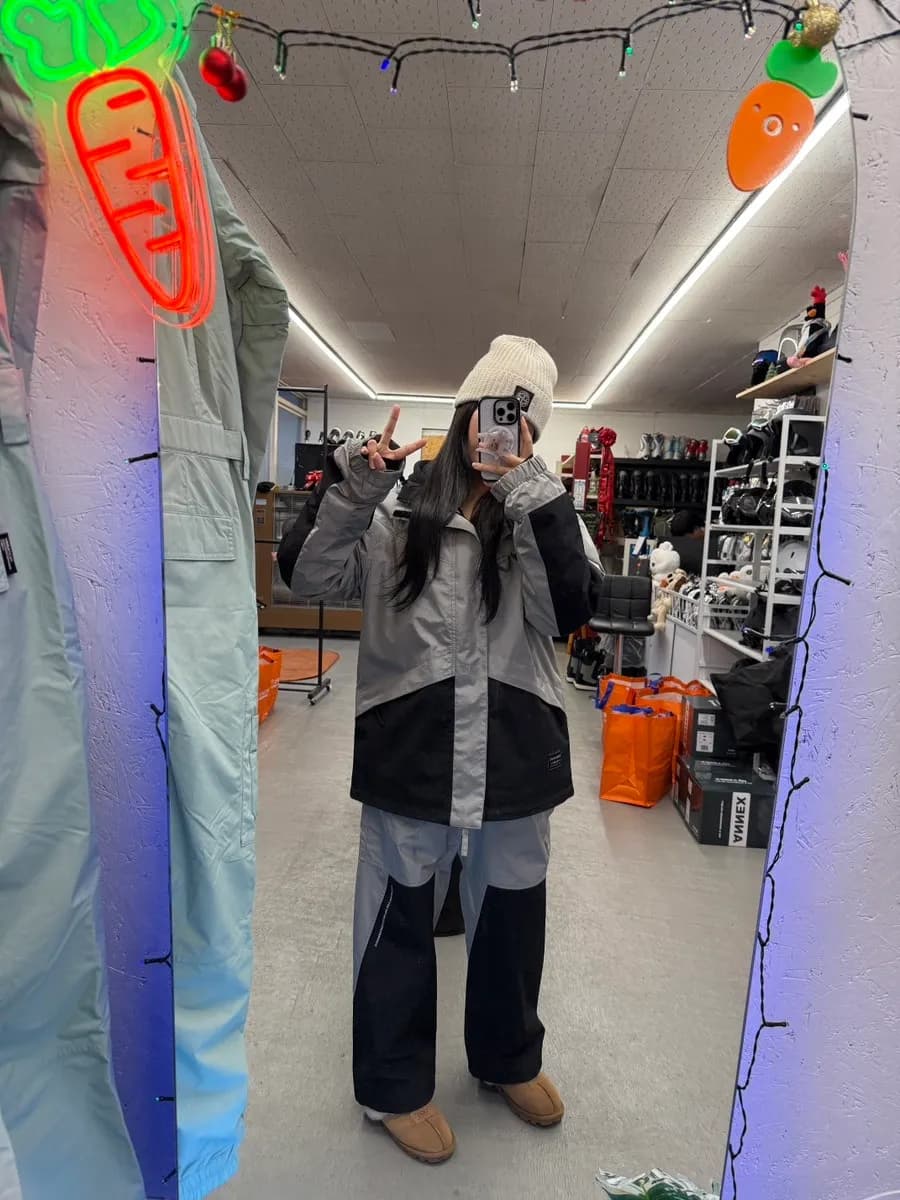 Silver snowboard outfit rented from Carat House