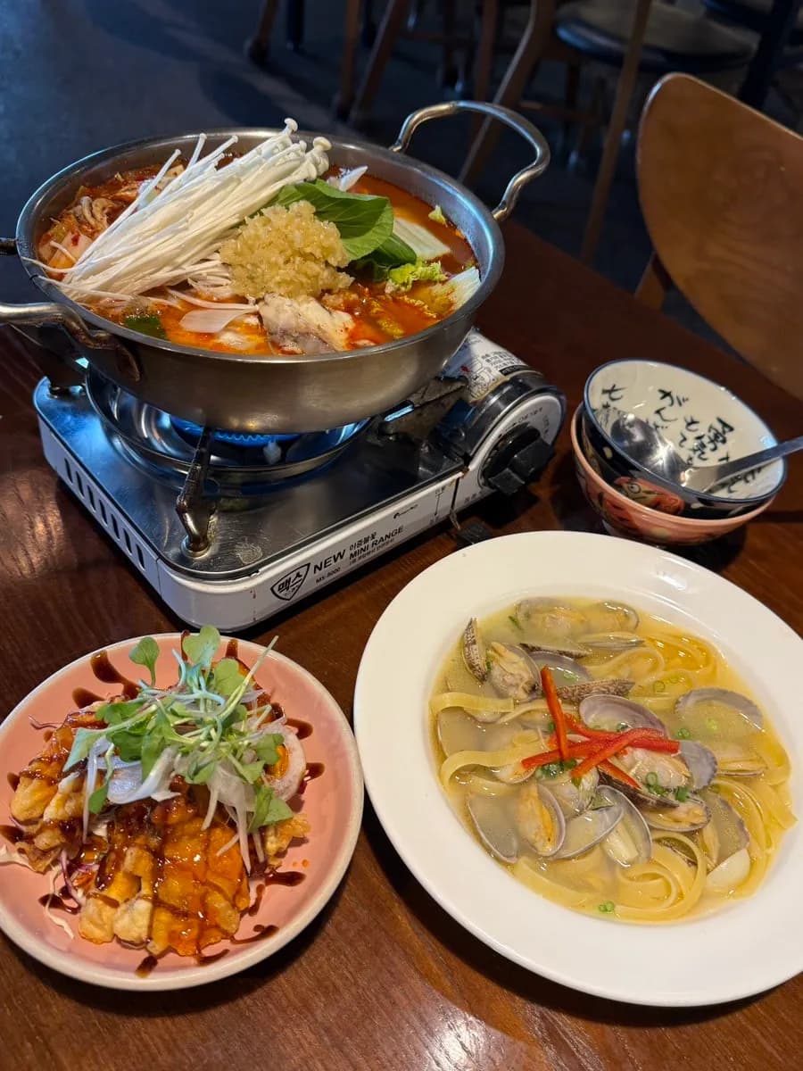 Soy-marinated shrimp served before the warm dishes