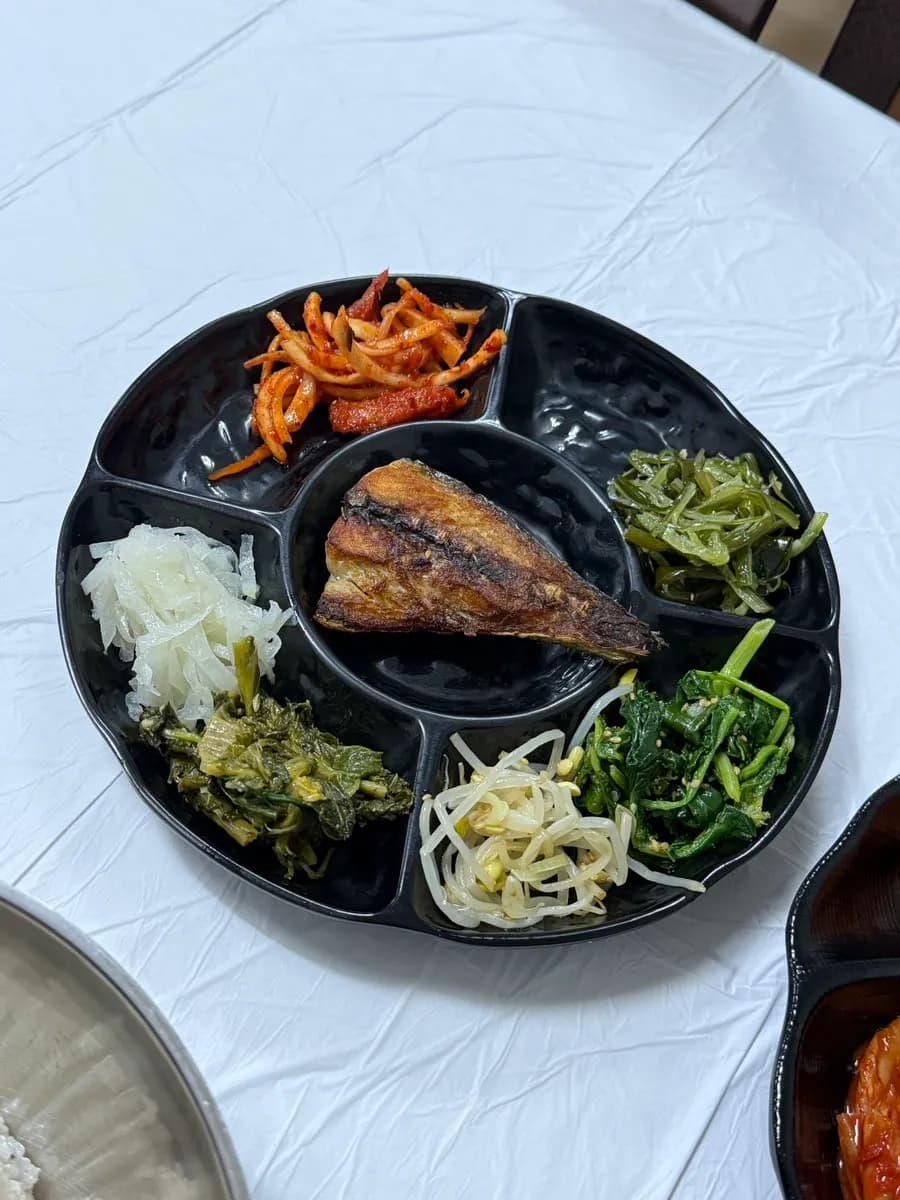 Pungmul Boribap 配刀切面的自制泡菜