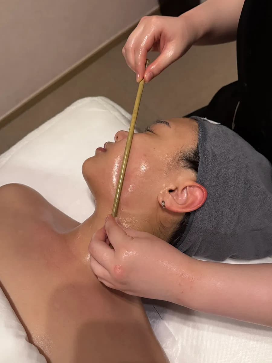 Gesichtspflege mit Bambus-Therapie bei Seoyun Pibu Malgeum Anyang