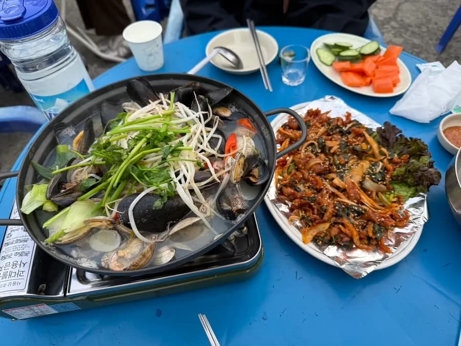 Review photo from Gichatgil Yeop Pojangmacha near Gwanak Station in Anyang