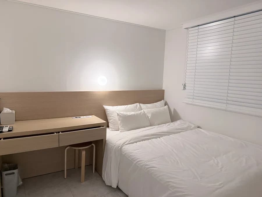 Blue Note Hotel room type information including Suite Note